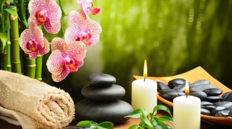 Hot Stones & Aroma Stones Therapy